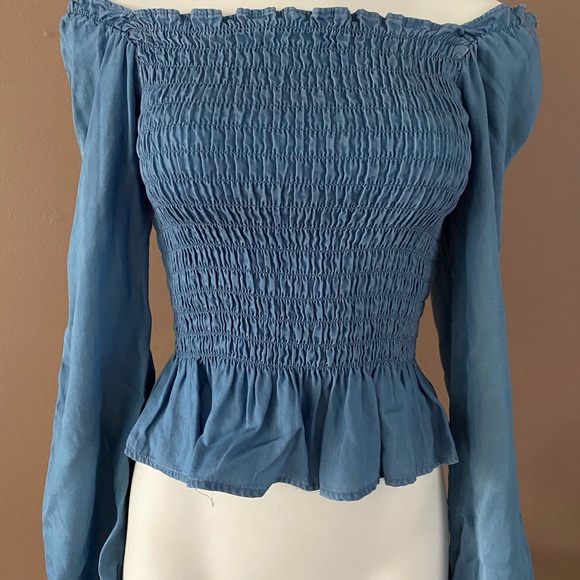 Top - Picture 2 of 7